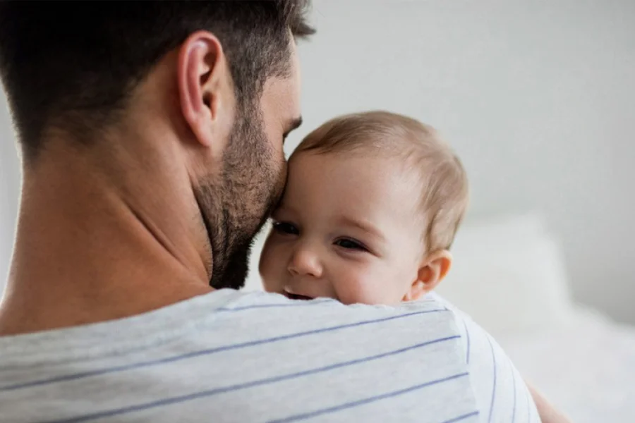 La Rioja tiene la segunda licencia por parternidad para empleados públicos más larga del país